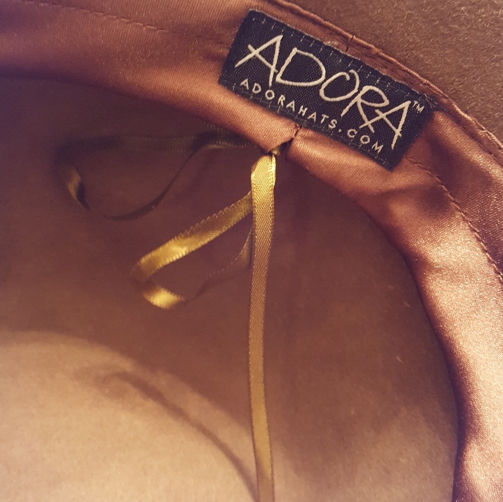 Adora hat - Picture 2 of 4